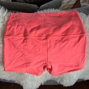 Lululemon reversible short